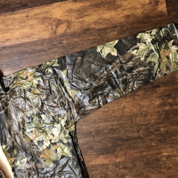 Outdoor Life Mossy Oak Break Up Camo Hooded Rain Jacket One Size Fits All - Picture 6 of 8